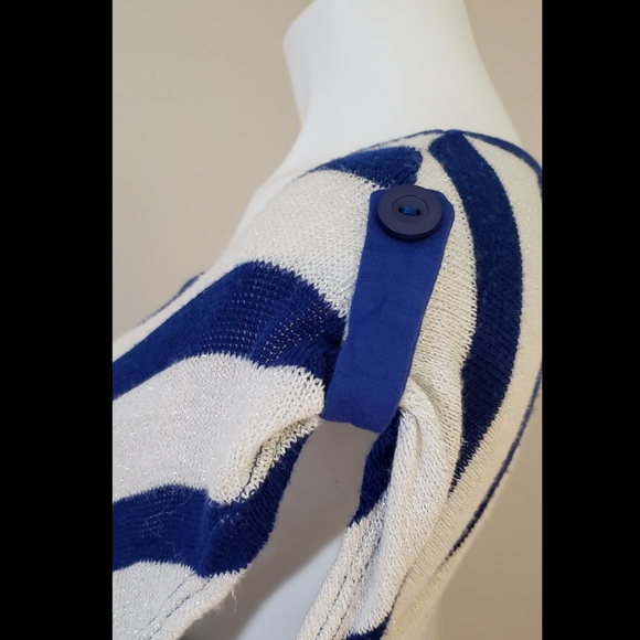 Blouse - Picture 3 of 4